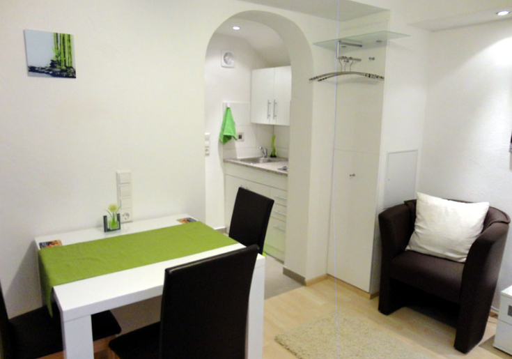 1. 1 Zimmer Wohnung in 73734 Esslingen-Berkheim